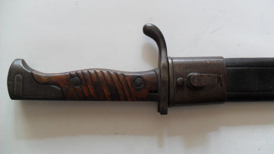 Early WW1 Imperial German Mauser G98 Bayonet and leather scabbard