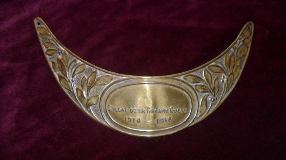 WW1 French Veterans Brass Helmet Plaque