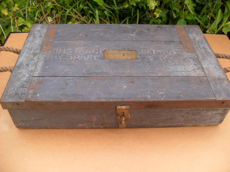 Rare 1894 Royal Navy QF 6pdr Hotchkiss Gun Accessories Chest