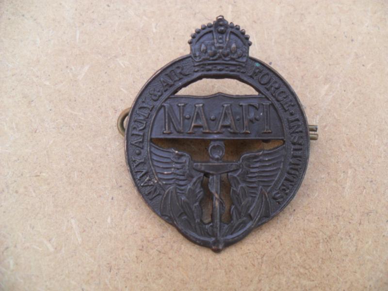 WWII NAAFI Cap Badge