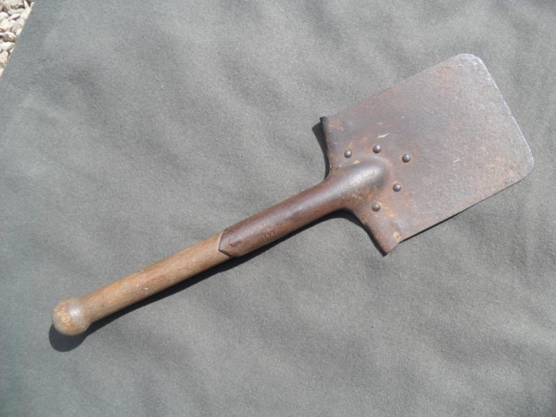 Scarce Early WWII British Entrenching Tool