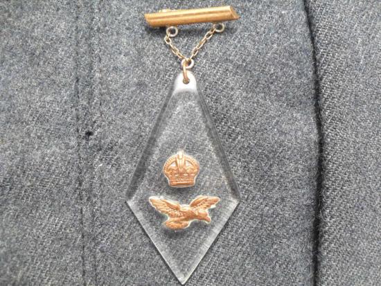 WW2 RAF Aircraft Canopy Perspex Sweetheart Brooch