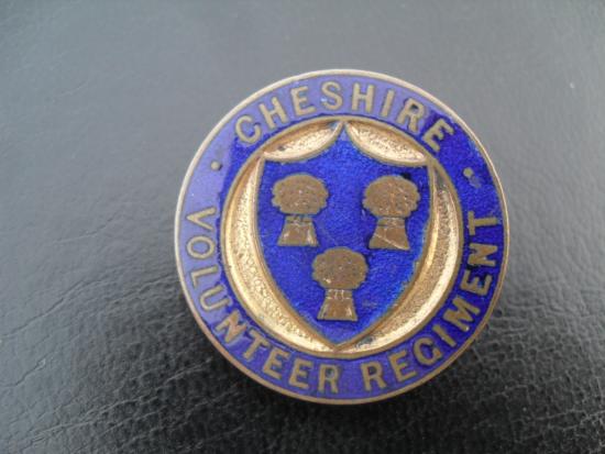 WW1 Cheshire Volunteer Regiment VTC Gilt & Enamel Lapel Badge